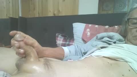 mymyselfandme online show from September 2025 07:24:02 AM