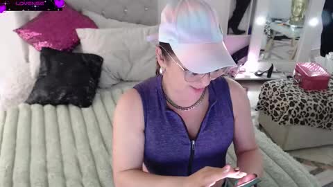 Myrna Sessions online show from March 2026 03:16:01 PM