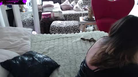 Myrna Sessions online show from March 2026 04:35:01 PM