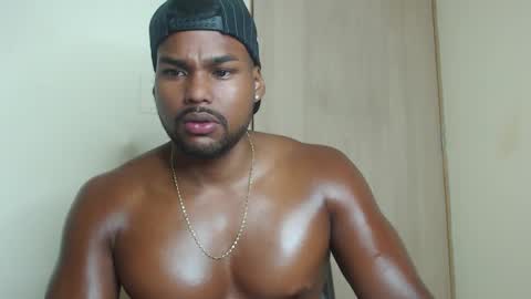 mysterious_black__ online show from January 2026 05:24:01 AM