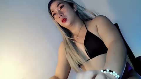 Snapshot of mysterious_kim chatting on February 2026 02:27:02 PM kimmy online show from February 2026 02:27:02 PM