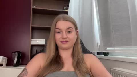 Snapshot of mysteryericax chatting on July 2026 12:41:02 PM Erica online show from July 2026 12:41:02 PM