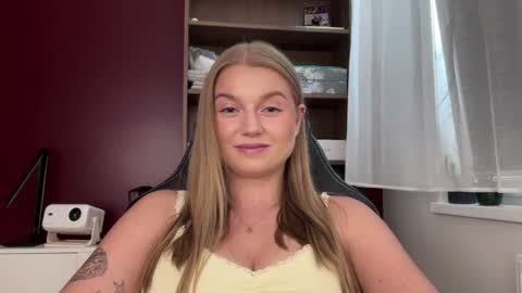 Snapshot of mysteryericax chatting on July 2026 03:29:02 PM Erica online show from July 2026 03:29:02 PM