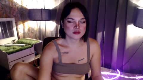 UR GIRL NEXTDOOR online show from February 2025 04:51:02 AM