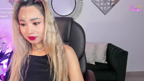 mystic_nova_ online show from April 2026 11:29:02 AM