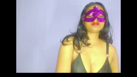 Snapshot of mystic_rose18 chatting on June 2026 11:07:01 PM Mystic Rose online show from June 2026 11:07:01 PM