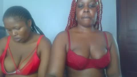 Snapshot of mystic_saucy chatting on November 2025 08:25:02 PM mystic_saucy online show from November 2025 08:25:02 PM