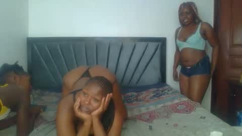 Snapshot of mystic_saucy chatting on November 2025 11:40:01 PM mystic_saucy online show from November 2025 11:40:01 PM