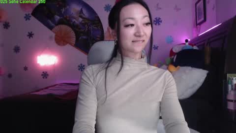 Snapshot of mysweetsofie1 chatting on December 2024 12:11:01 AM MySweetSofie online show from December 2024 12:11:01 AM