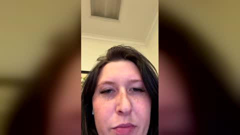 Snapshot of n0rmalgurl chatting on May 2026 07:33:01 PM n0rmalgurl online show from May 2026 07:33:01 PM