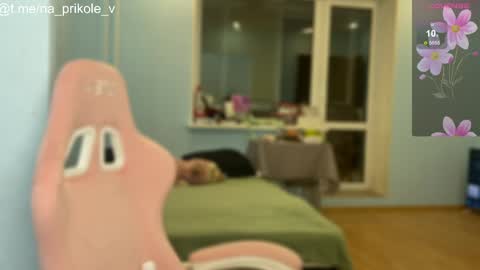 Vanessa and Julia  online show from October 2025 06:53:02 PM