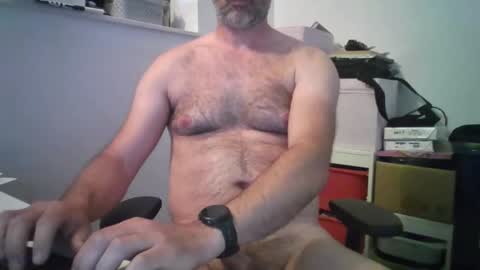 Snapshot of naaktlopertjebe chatting on June 2026 07:40:02 AM naaktlopertjebe online show from June 2026 07:40:02 AM