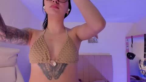 anny online show from September 2025 09:58:02 PM