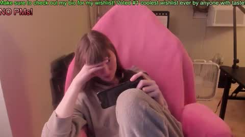 Natalie Marlo online show from October 2025 05:15:01 AM