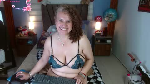 nadia_84 online show from March 2026 01:47:01 PM
