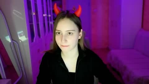 naebina online show from December 2025 02:49:01 AM