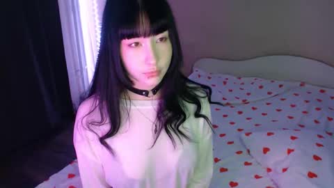 Naemi online show from October 2025 03:31:02 PM