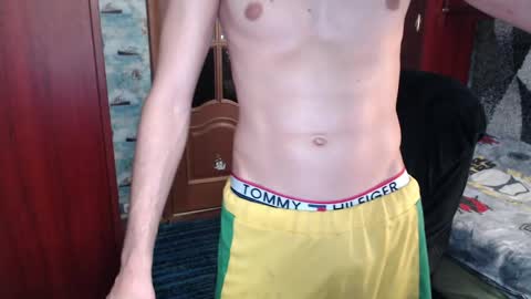 nagibator69_ online show from April 2026 04:10:02 PM