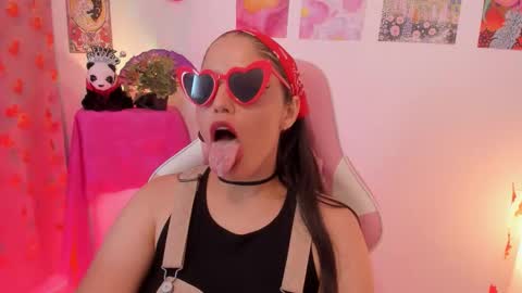 Nahara Soler online show from November 2025 09:36:02 PM