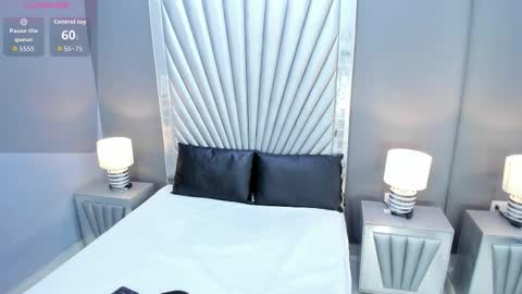 Nahiara Gray online show from October 2025 10:08:01 PM