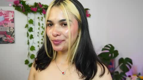 Naho  Sigueme en mis Redes Sociales Follow me on my social networks online show from April 2026 01:42:01 AM