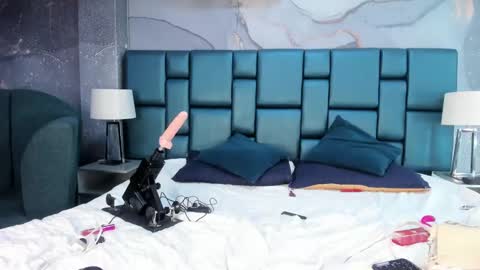 Nahomi online show from February 2025 01:52:02 AM