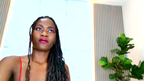 Snapshot of nahomi_williams_ chatting on March 2026 12:55:01 PM Nahomi online show from March 2026 12:55:01 PM
