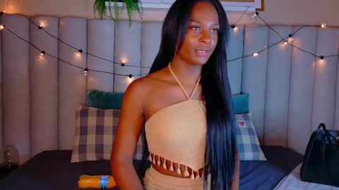  VICTORIA  online show from November 2025 07:36:03 PM