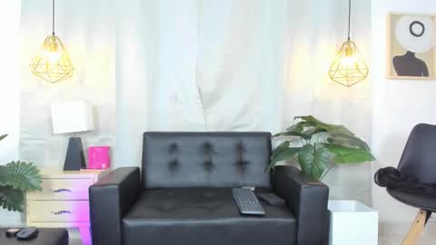 Nahomy Whitte online show from March 2026 12:33:01 PM