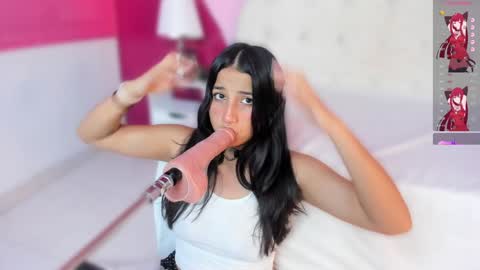 Nahomy Roberts online show from February 2025 12:16:01 PM