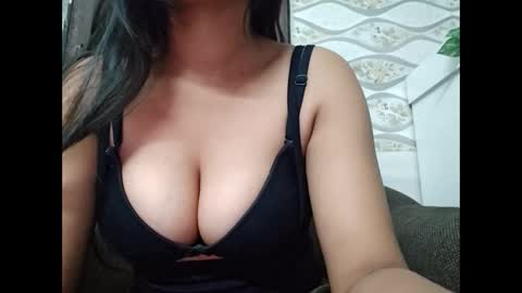 Naina online show from January 2026 05:49:02 PM