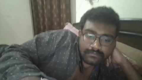 NAIRANANDU28 online show from April 2026 08:28:02 PM