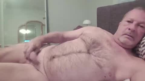 Naked4Ladies online show from October 2025 01:50:02 PM