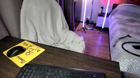 Asy no face  online show from March 2025 03:48:01 PM