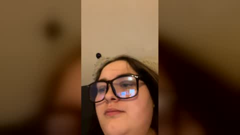 nakedandstonedd online show from February 2026 03:40:01 AM