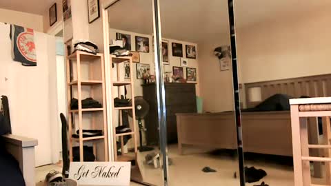 nakedmonkey online show from July 2026 01:08:01 AM