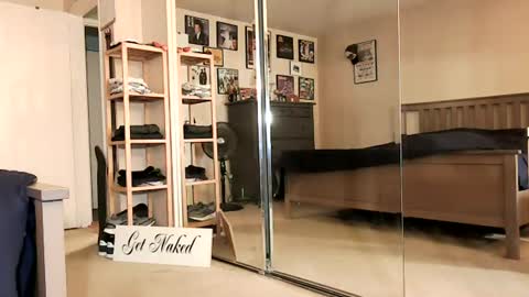 nakedmonkey online show from July 2026 01:14:01 AM