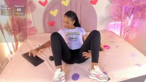Snapshot of nalapalmer chatting on June 2026 07:38:02 PM nalapalmer online show from June 2026 07:38:02 PM
