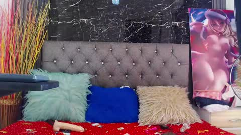 NALAROY online show from December 2024 07:08:02 PM