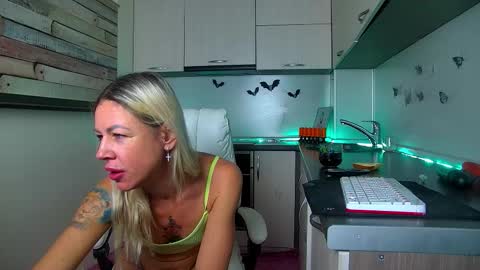 Nally online show from December 2025 01:11:01 AM