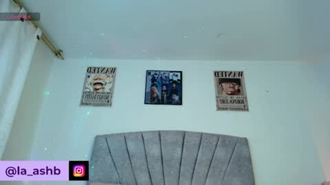 NamiThompson online show from April 2026 11:50:01 PM