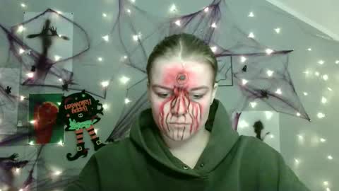 Nana online show from October 2025 09:13:02 AM