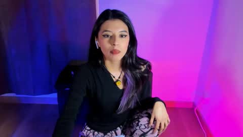 Nana  Natalia online show from November 2025 01:27:02 AM