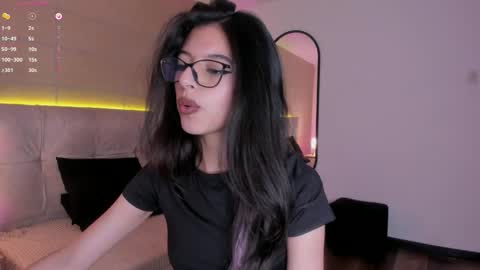 Snapshot of nanakodollxx chatting on January 2026 05:38:02 PM Nana online show from January 2026 05:38:02 PM