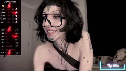 Nana online show from February 2025 03:08:02 PM