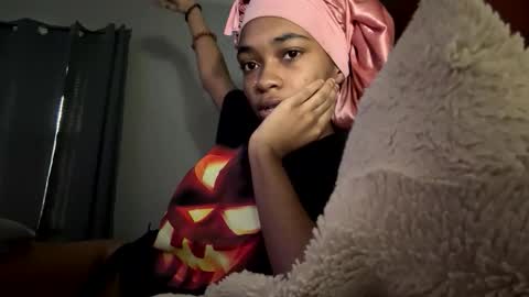 nanaonn online show from November 2025 04:51:02 PM