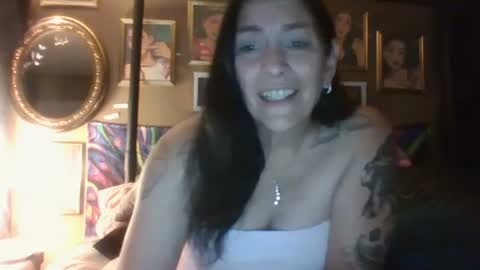 Snapshot of nancybees3 chatting on June 2026 04:32:02 AM jasminej online show from June 2026 04:32:02 AM