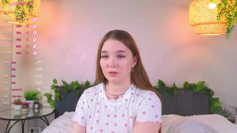 Luna online show from September 2025 05:11:01 AM