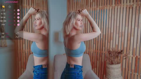 Snapshot of nancyfancyyy chatting on December 2024 09:49:01 AM Follow my page on peach online show from December 2024 09:49:01 AM