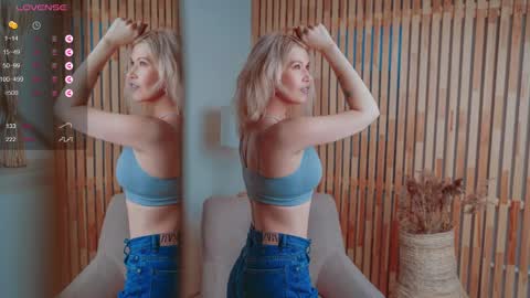 Snapshot of nancyfancyyy chatting on January 2025 10:16:02 AM Follow my page on peach online show from January 2025 10:16:02 AM